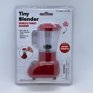 New Playmaker World's Tiniest Real Working Blender Red Miniature Functional NIP